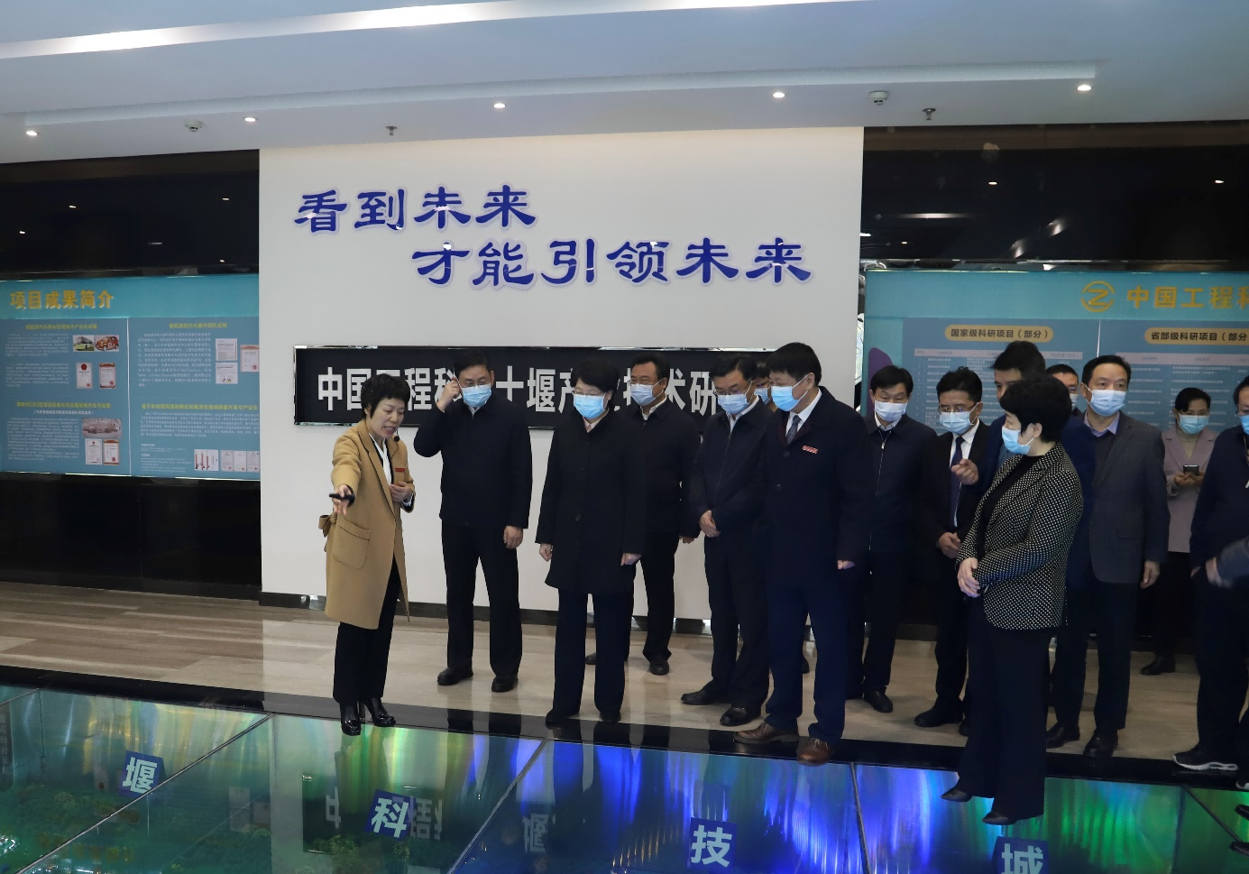 100924131.png 100924131.png