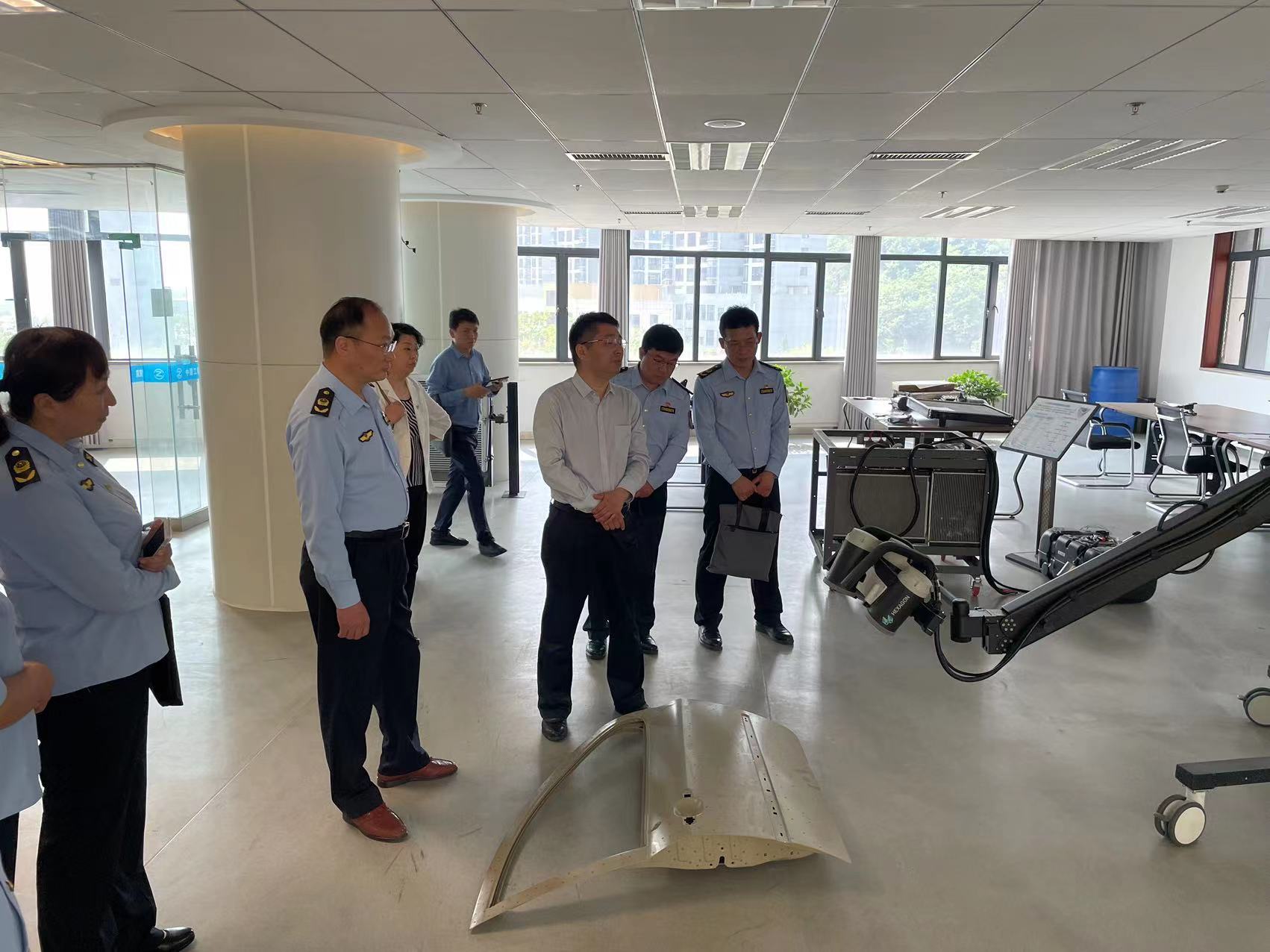 114832334.jpg b50c1510e404da79665603821e68609.jpg